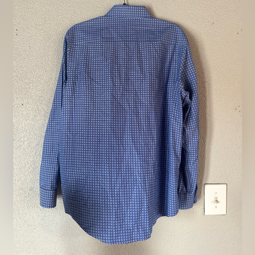 Tasso Elba geometric print button down size medium - Picture 4 of 6